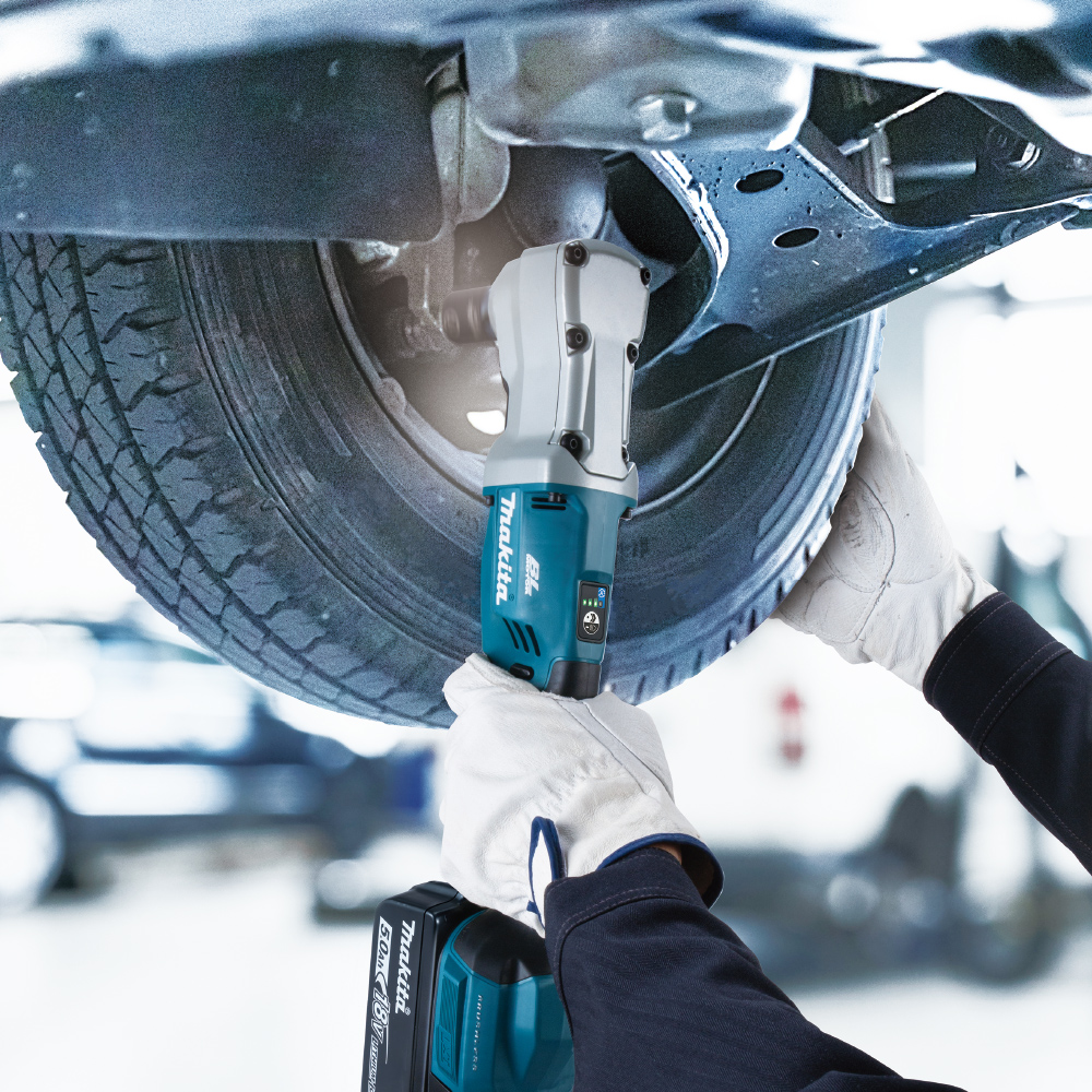 Cordless Angle Impact Wrench LXT | DTL301Z