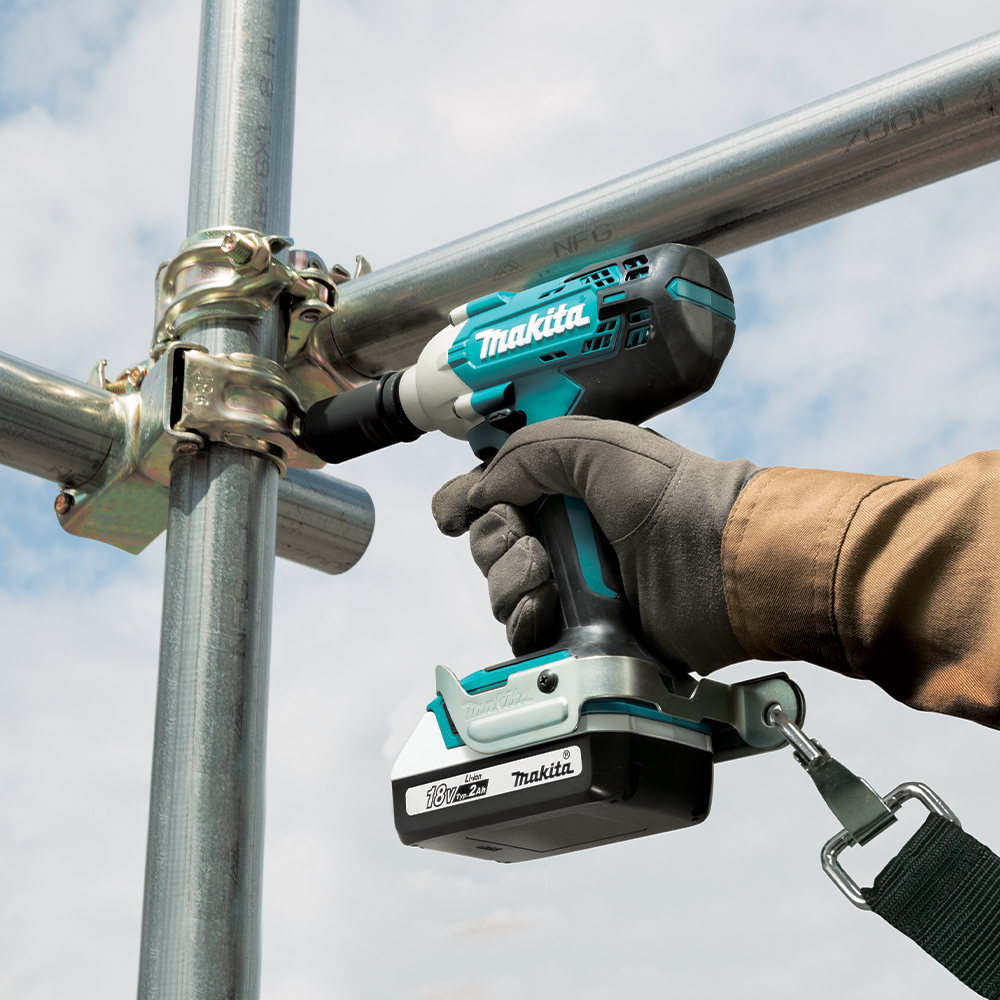 18V G-Series Li-ion Cordless Impact Wrench | TW202D001